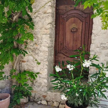 Bed and Breakfast Chez Les Filles 3*