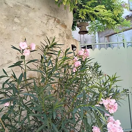 Chez Les Filles Panzió Dions