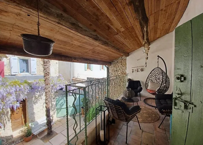 לינה וארוחת בוקר Chez Les Filles